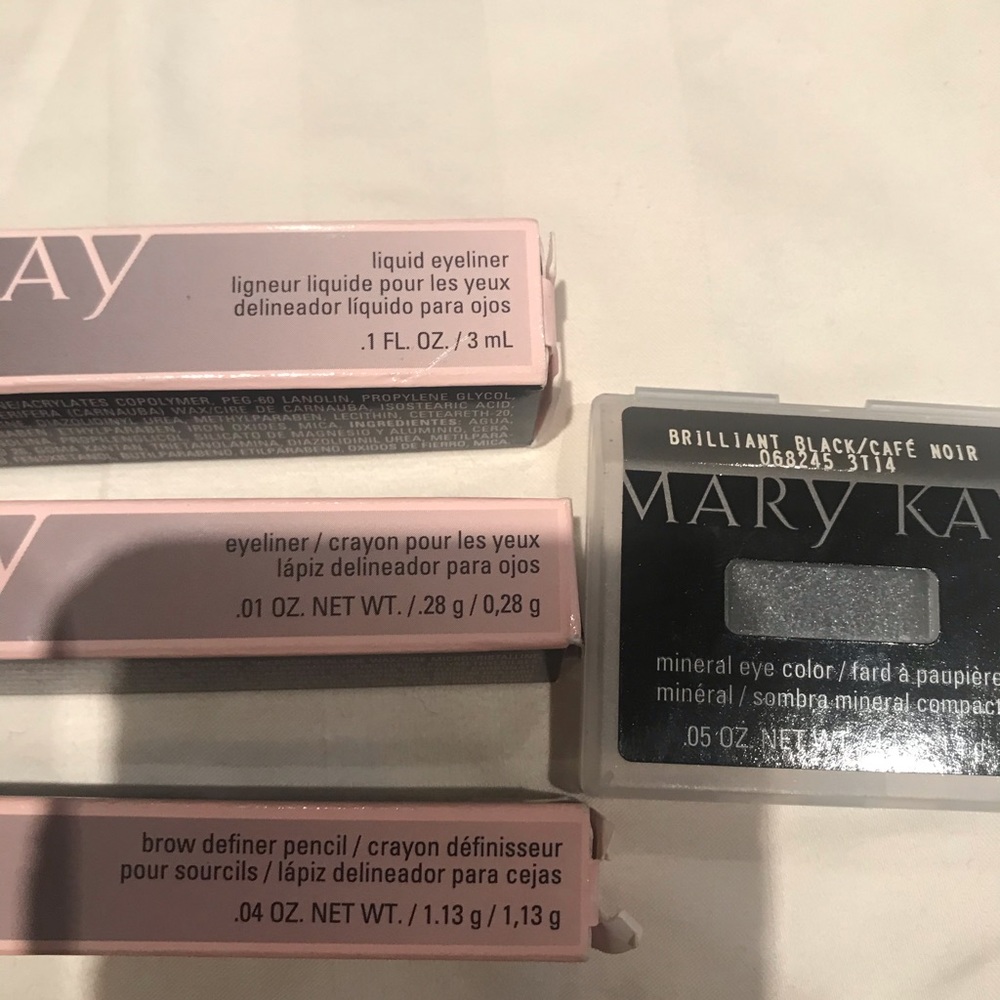 Mary Kay makeup bundle - Picture 7 of 7